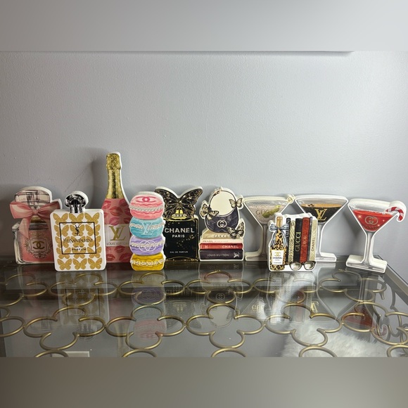 Other - Decorative wooden Accents (PICK 1)